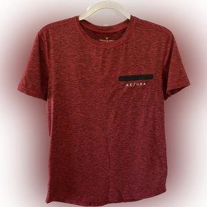 Men’s American Eagle Short Sleeve Athletic Shirt. Size S. Color Red.
